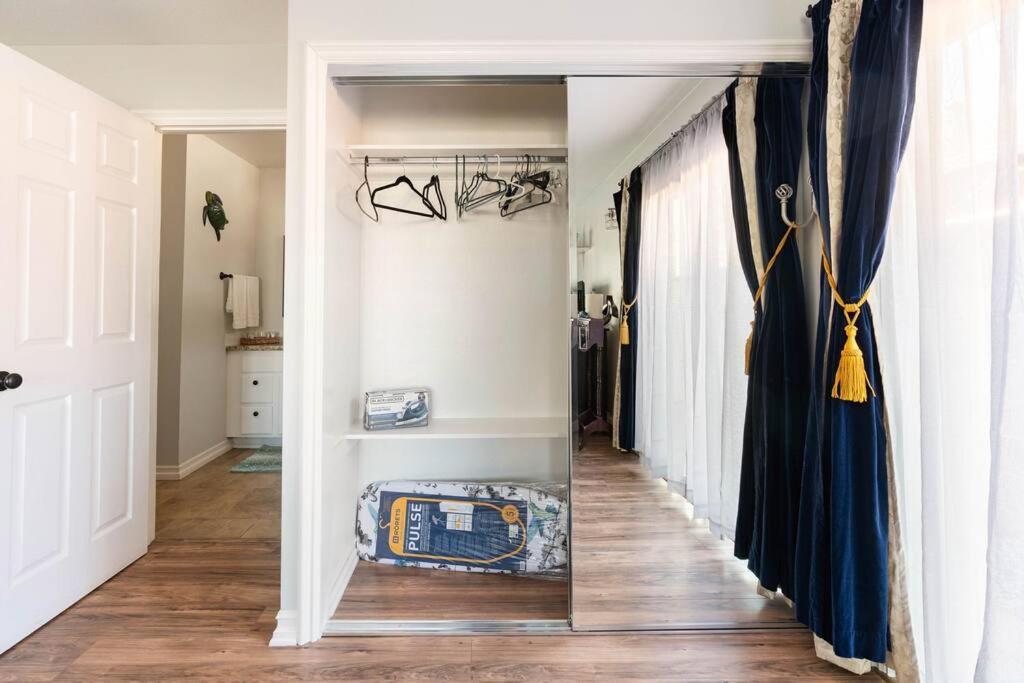 Romantic Coastal Private Room Oxnard Bagian luar foto