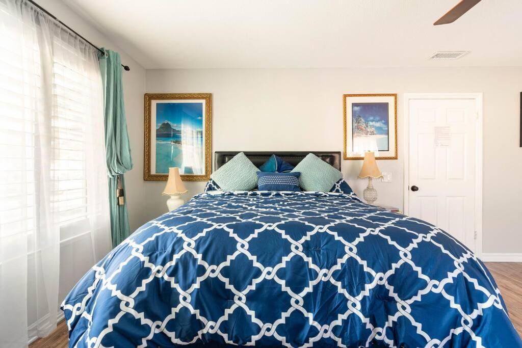 Romantic Coastal Private Room Oxnard Bagian luar foto