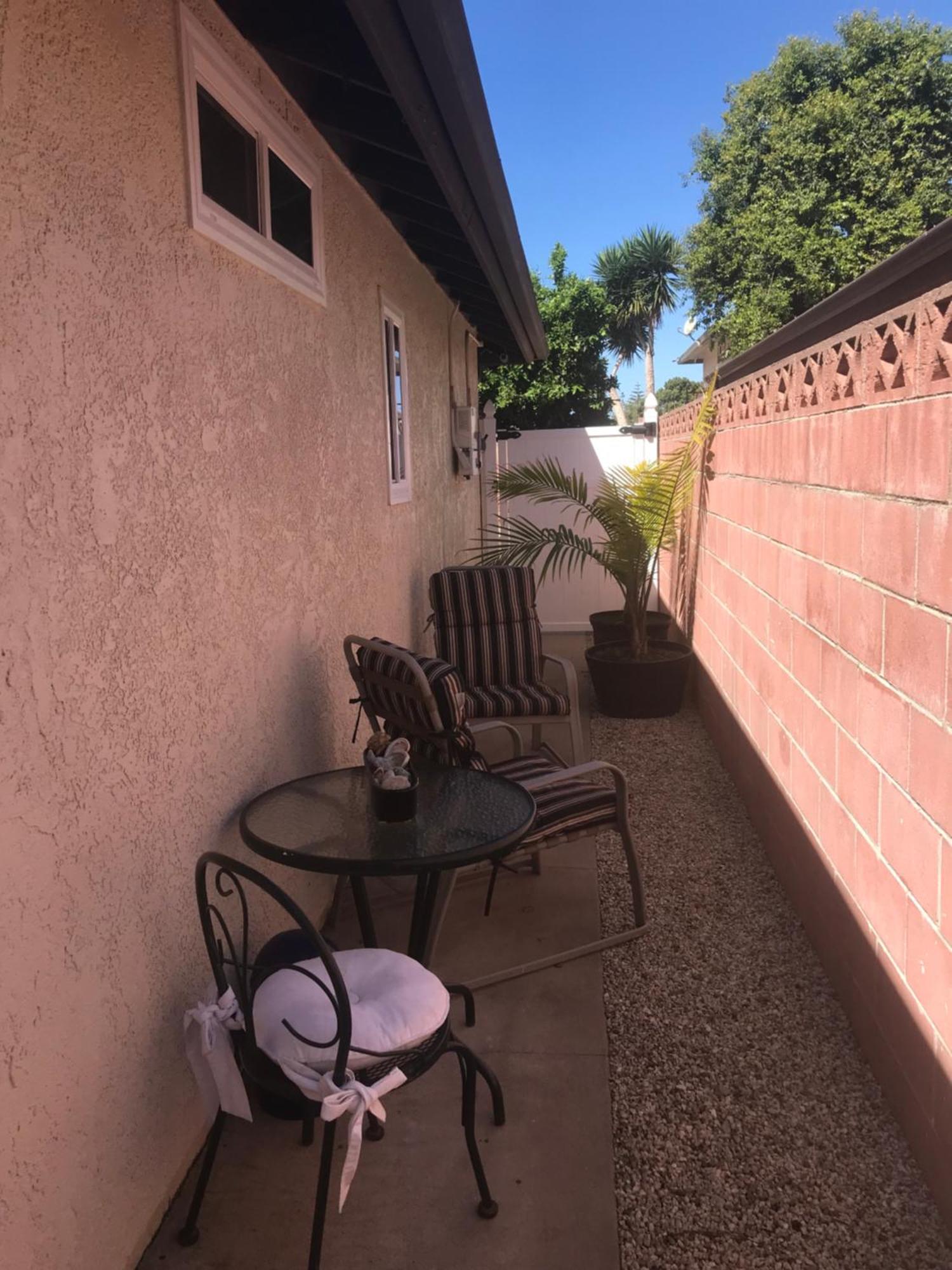 Romantic Coastal Private Room Oxnard Bagian luar foto